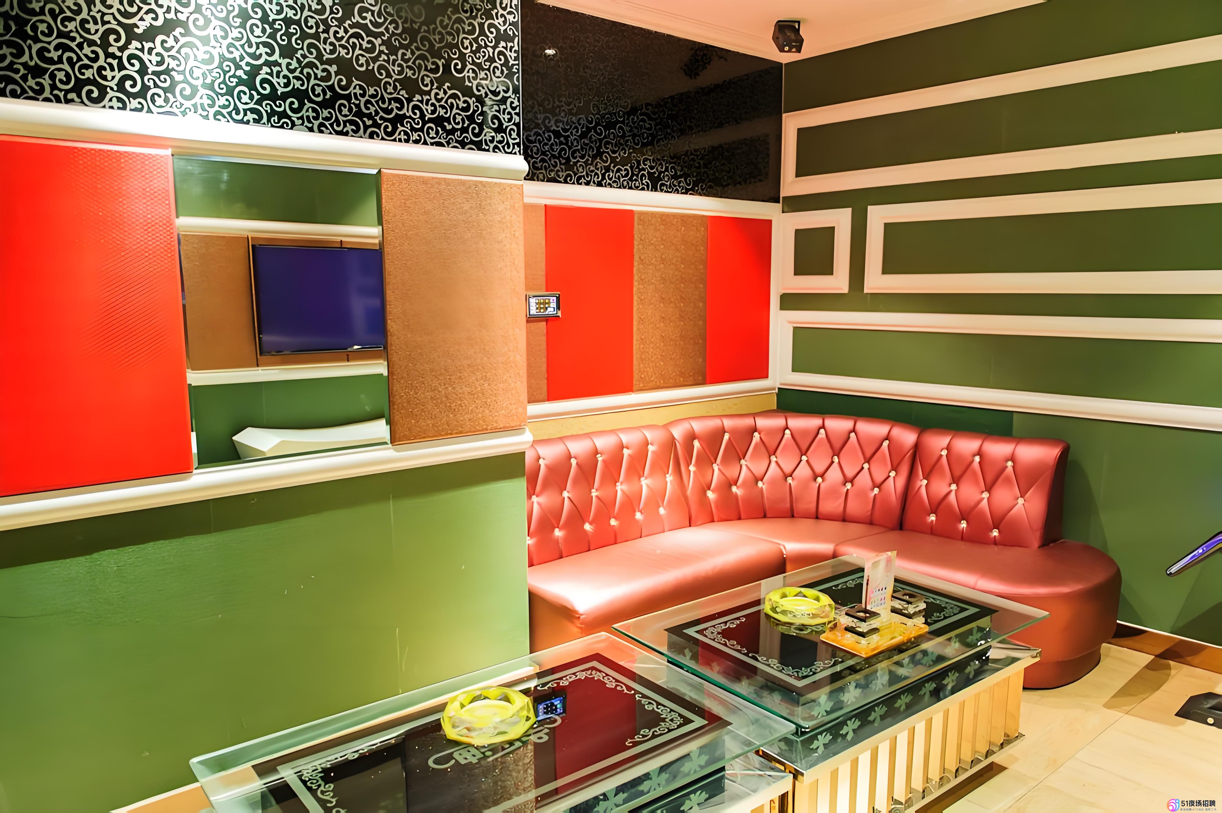 夜场高情商幽默交流技巧指南